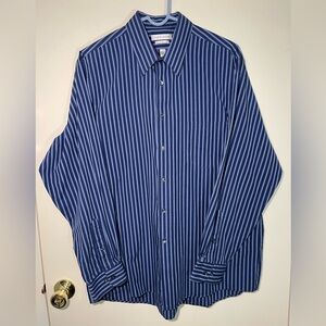 Van Heusen men’s dress shirt wrinkle free 16 1/2 34/35 blue white striped